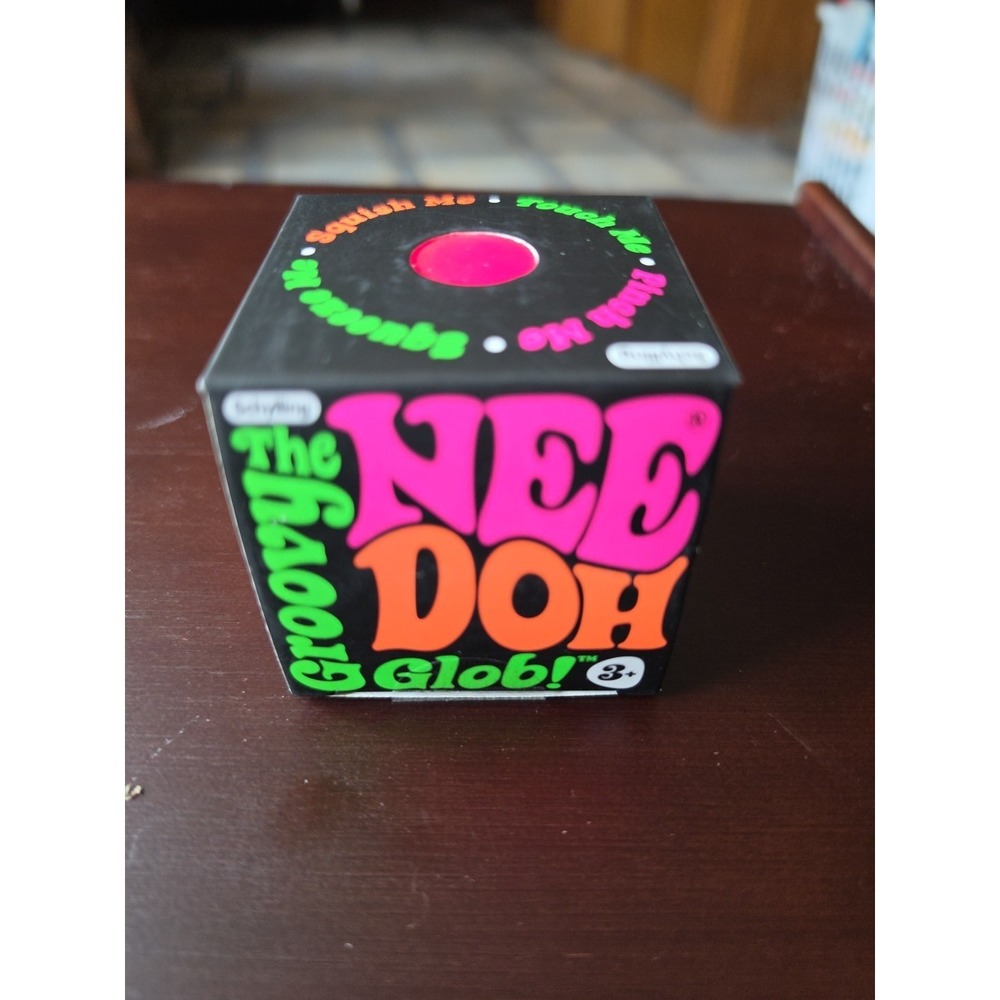 New in Box‎ Unopened Viral TikTok Needoh Groovy Glob Pink
